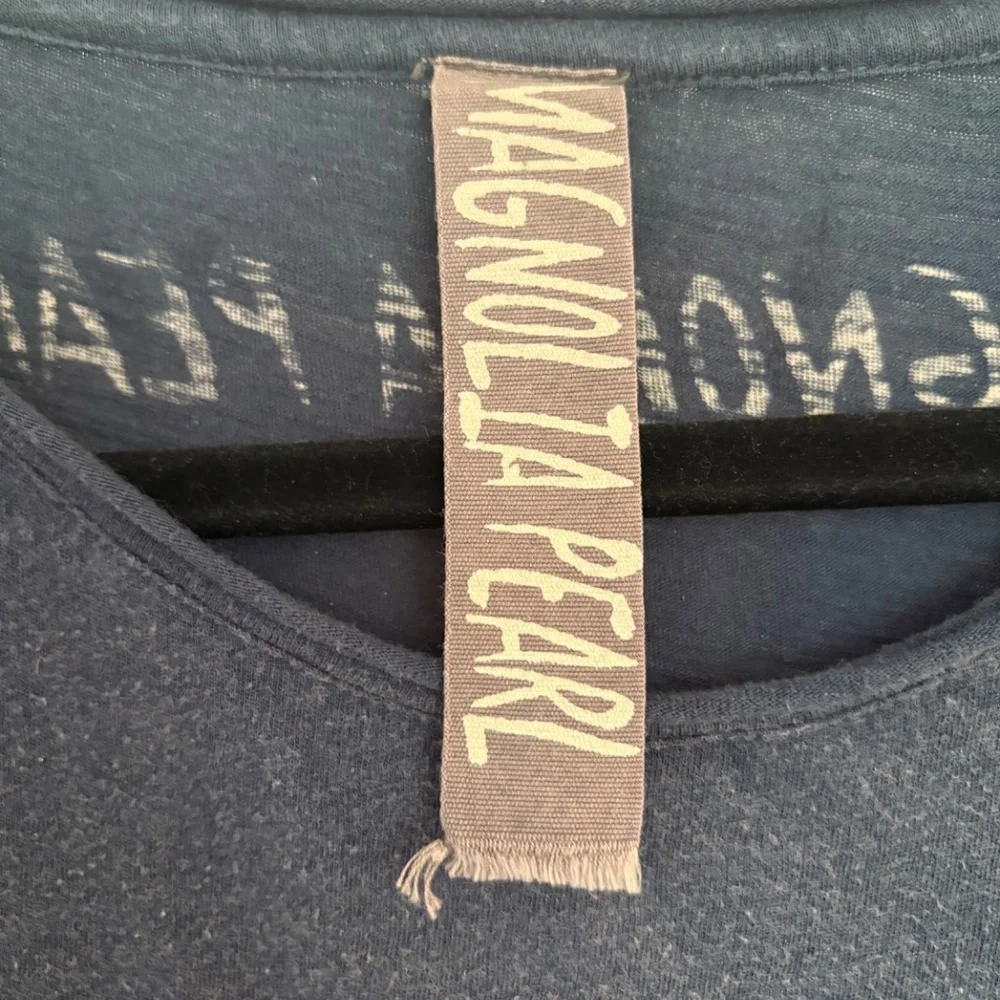 Magnolia Pearl star T-shirt - Picture 2 of 3